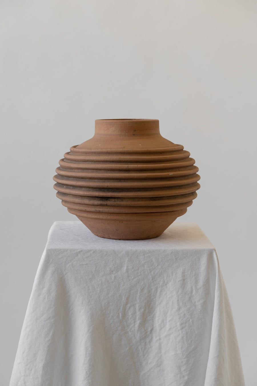 Large Ribbed Terracotta Pot